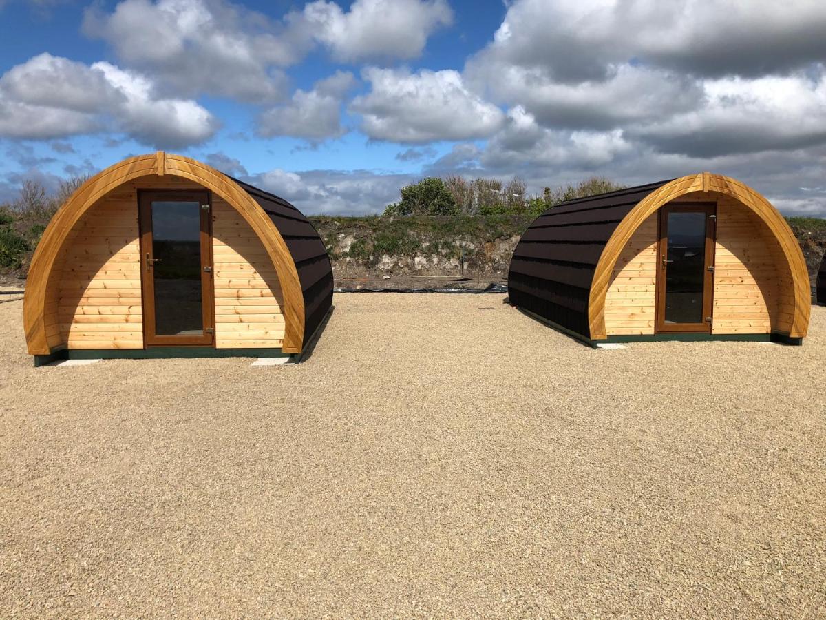 Camping Geraghtys Farmyard Pods